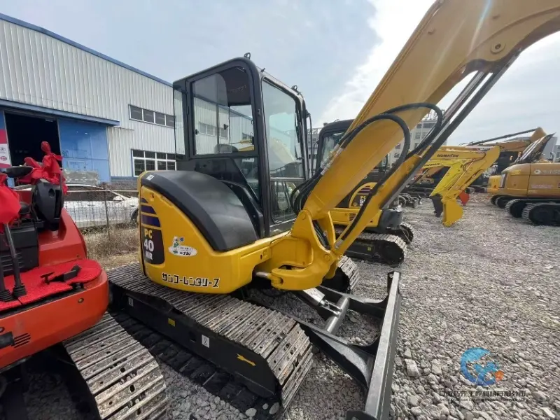 Used Excavator Komatsu PC40 MR