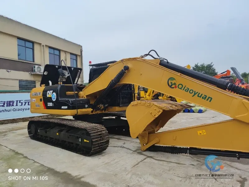 Used Excavator Caterpillar 320D2L