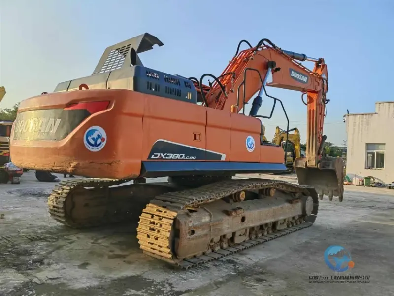 Excavatrice Doosan DX380LC-9C d'occasion