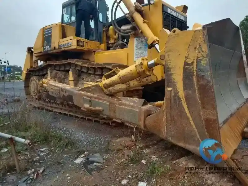Used Bulldozer Komatsu D375