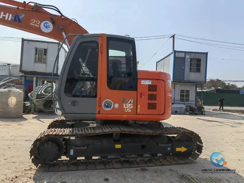 Used Excavator Hitachi ZX135