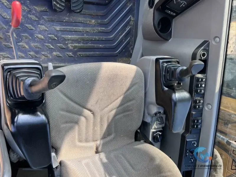 Pelles d'occasion Volvo EC80D