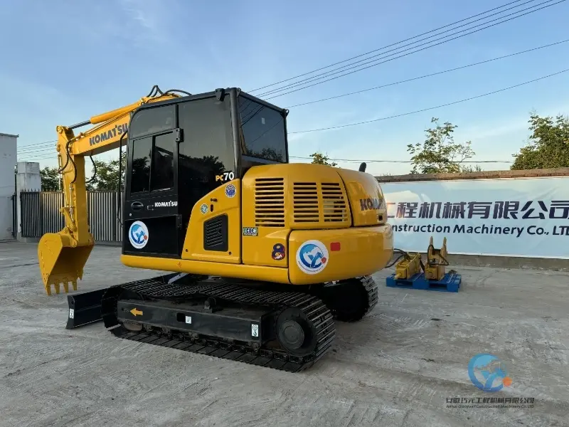 Used Excavator Komatsu PC70-8