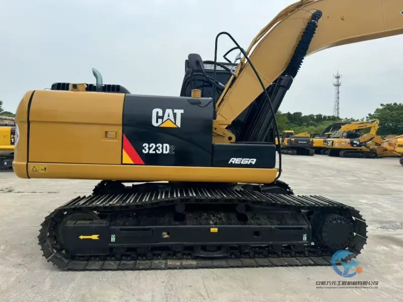 Used Excavator Caterpillar 323D2