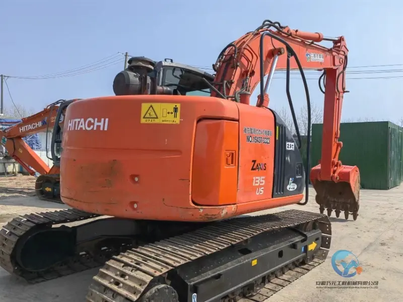 Used Excavator Hitachi ZX135