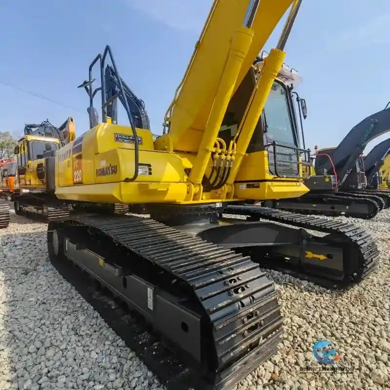 Used Excavator Komatsu PC220