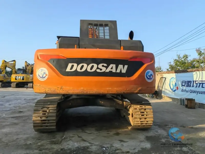 Excavatrice Doosan DX380LC-9C d'occasion