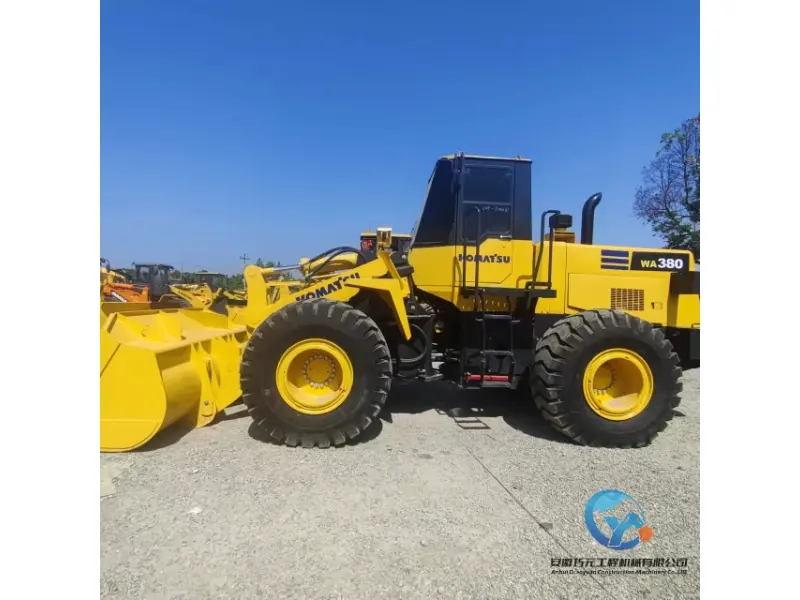 Chargeur Komatsu WA380 d'occasion